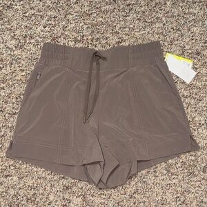 NWT size small All in motion Shorts